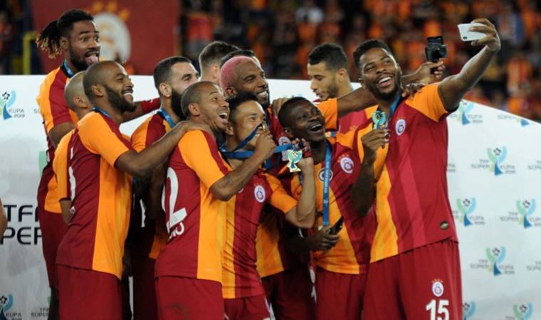 Acun Ilıcalı'nın takımı Hull City, eski Galatasaraylı Jean Michael Seri ile ilgileniyor