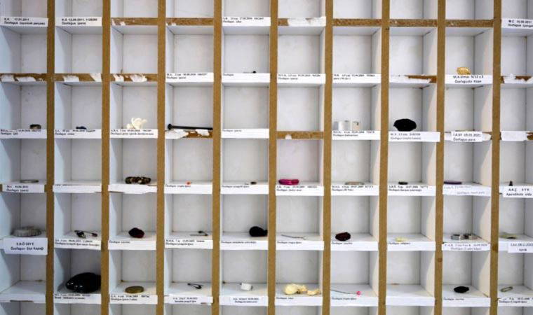 Hastane koridorunda 'yutulan cisimler' koleksiyonu: Çengelli iğne, kalemtıraş, çivi, oyun hamuru...