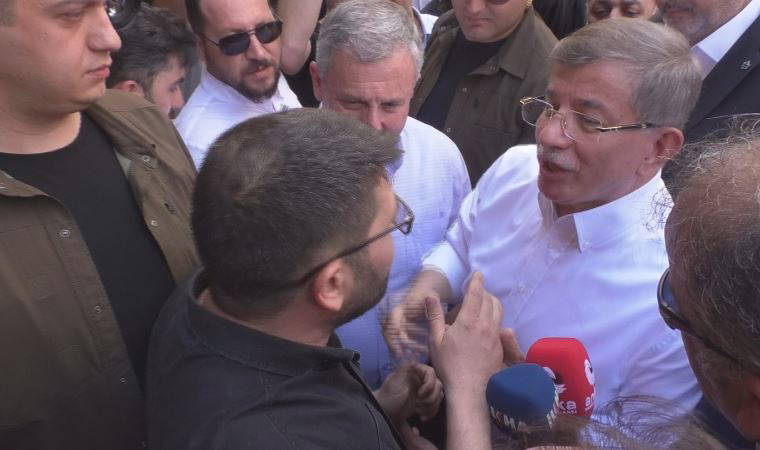 Davutoğlu'nun Şire Pazarı ziyareti sırasında gerginlik: Yuhalandı (10 Haziran 2022) (Video Haber)