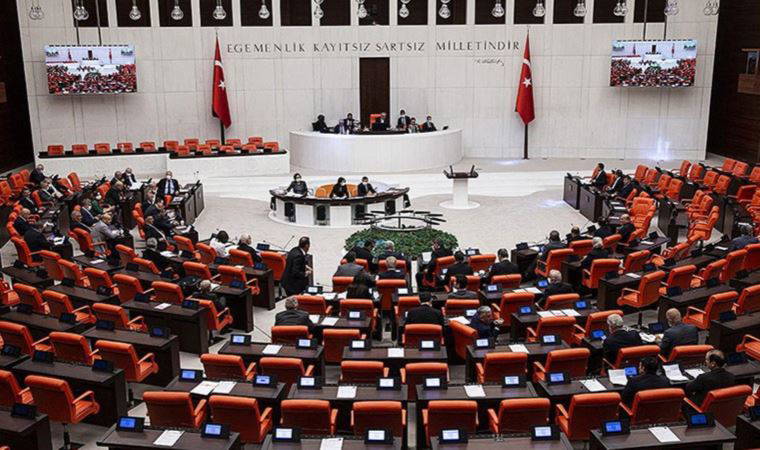 Sansürde geri adım geldi