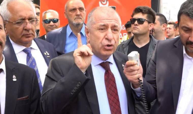 Ümit Özdağ, Esenyurt Kaymakamlığı önünde konuştu: “Öfkenizi yüreğinizde saklayın, sokağa taşımayın”