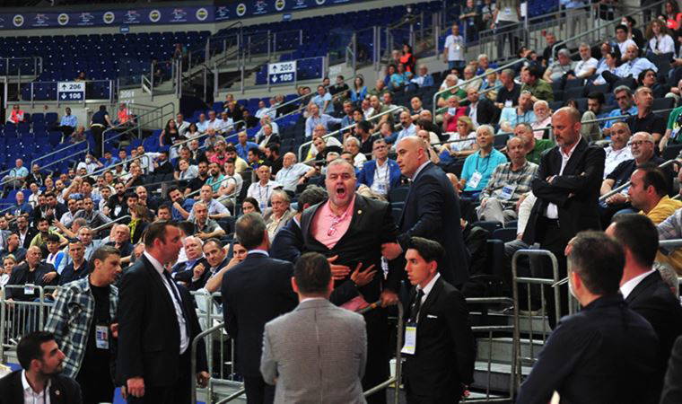 Fenerbahçe Başkanı Ali Koç'u kızdıran üye ihraç edildi!