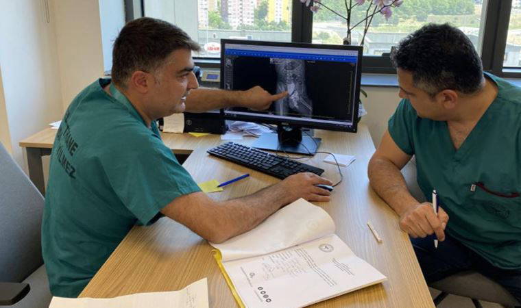 Minibüs çocuğu feci şekilde ezdi: İdrar kanalı koptu