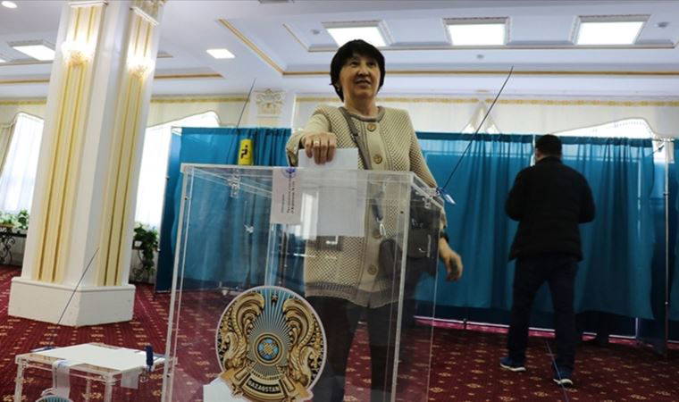 Kazakistan, 'Yeni Kazakistan' için 'evet' dedi