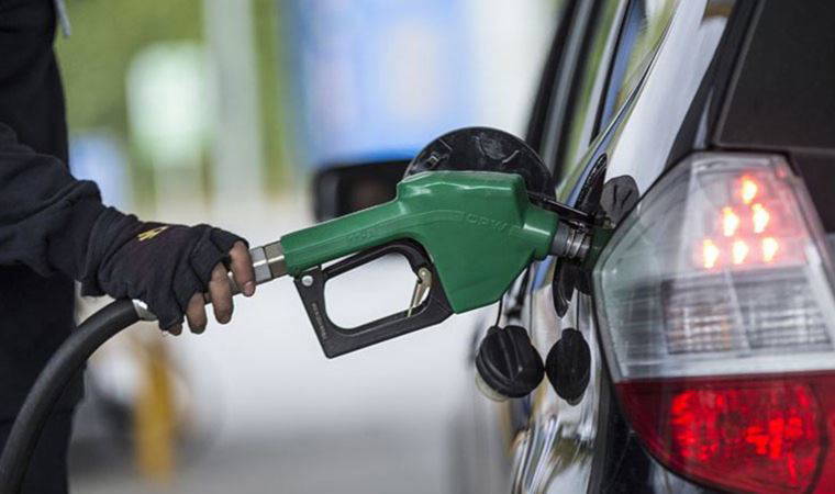 Deniz Demir: Benzin ve motorine zam gelecek