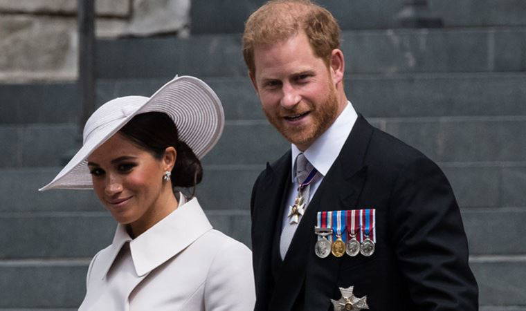 Prens Harry ve Meghan Markle, kızlarının fotoğrafını ilk kez paylaştı