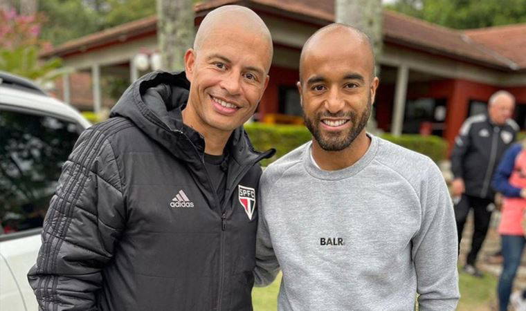 Tottenham’ın yıldızı Lucas Moura’dan Alex de Souza paylaşımı