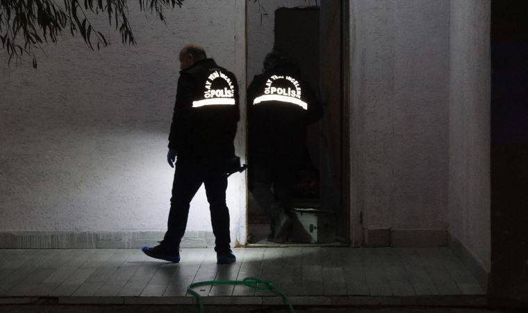 Cezaevinden çıkıp dehşet saçtı: Birlikte yaşadığı kadını ve annesini vurdu