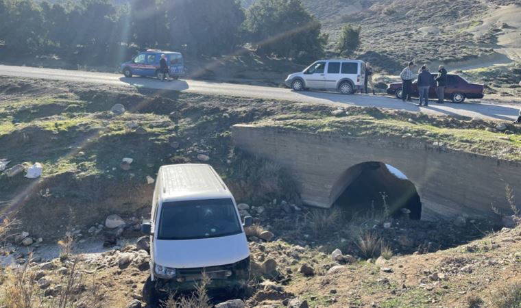 Kilis'te dere yatağına minibüs düştü: 6 yaralı