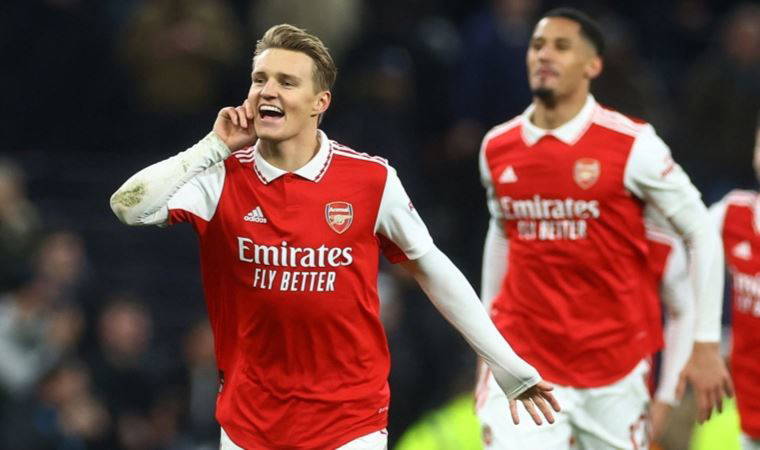 Premier Lig'de Londra derbisinde gülen taraf Arsenal oldu
