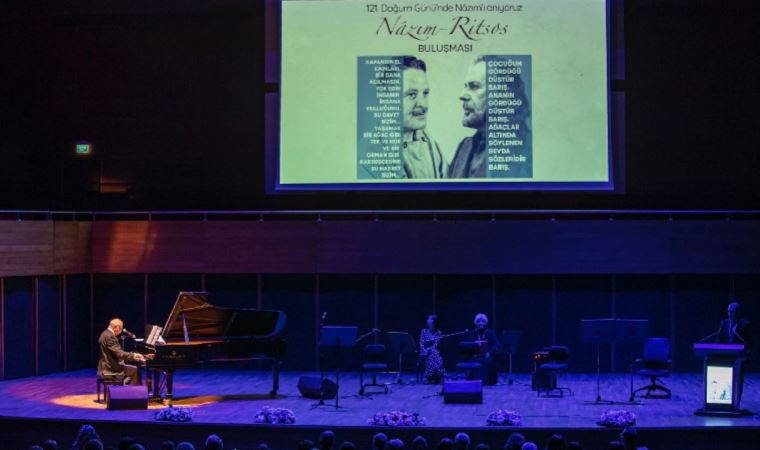 Nâzım Hikmet ile Yannis Ritsos İzmir’de şiir ve şarkılarla anıldı