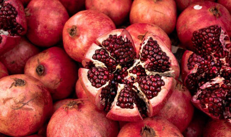 Nar nasıl seçilir, ayıklanır ve saklanır?  Evde nar ekşisi nasıl yapılır?