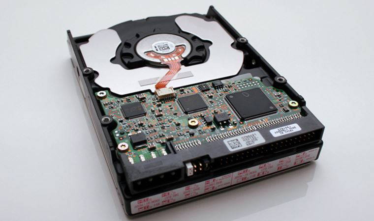 Kapıkule'de 1,4 milyon liralık kaçak hard disk ele geçirildi