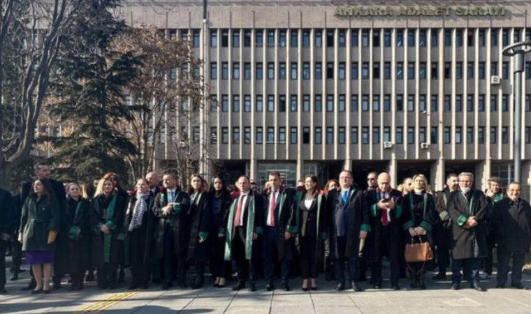 Adliyeden baroya yürüdüler: ‘Herkesin avukatıyız’