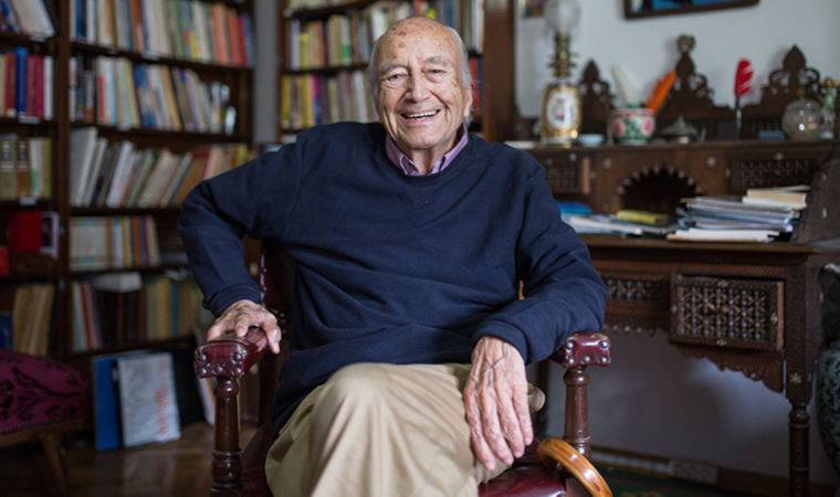 Basın dünyasının duayen ismi ve usta yazar Hıfzı Topuz 100 yaşında