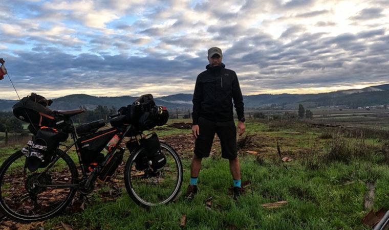 Dünya turundaki bisikletçiye en pahalı vize ABD'den