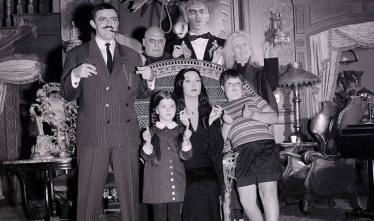 İlk Wednesday Addams rolünü canlandıran Lisa Loring yaşamını yitirdi