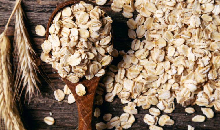 Sağlıklı kahvaltılar için yulaf ezmesi