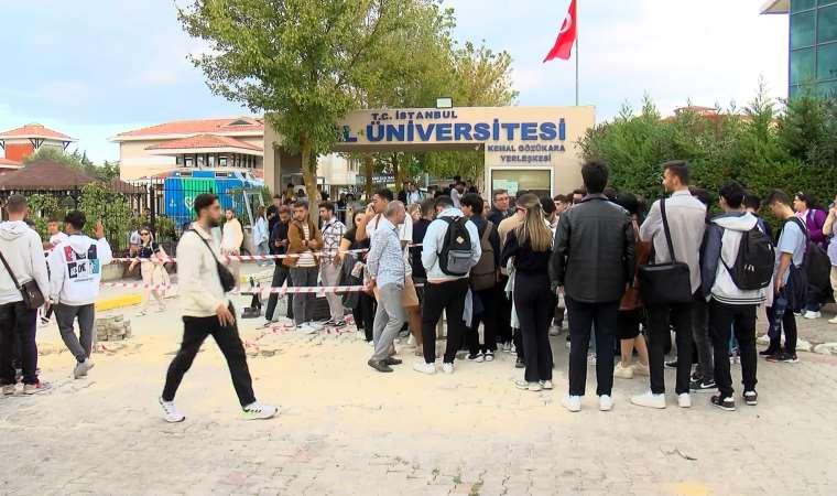 Arel Üniversitesi'nde 'servis ücreti' krizi: Öğrenciler tepki gösterdi
