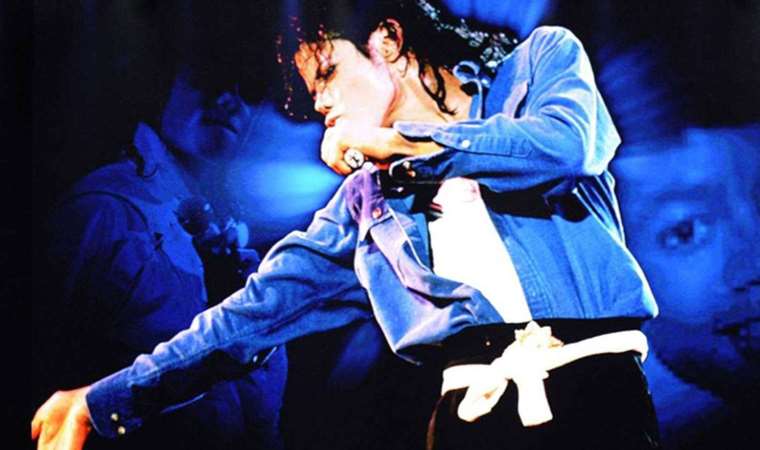 Michael Jackson’ın ikonik deri ceketi açık artırmaya çıkacak