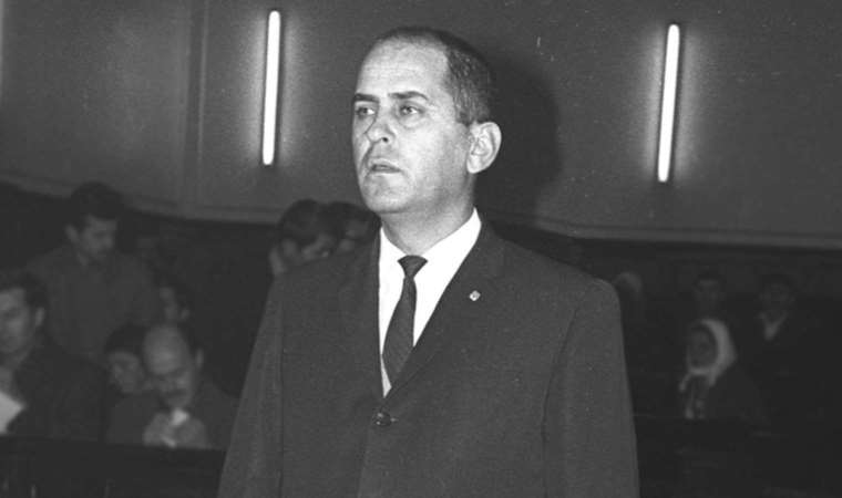 Fakir Baykurt kimdir?  Fakir Baykurt'un eserleri nelerdir?