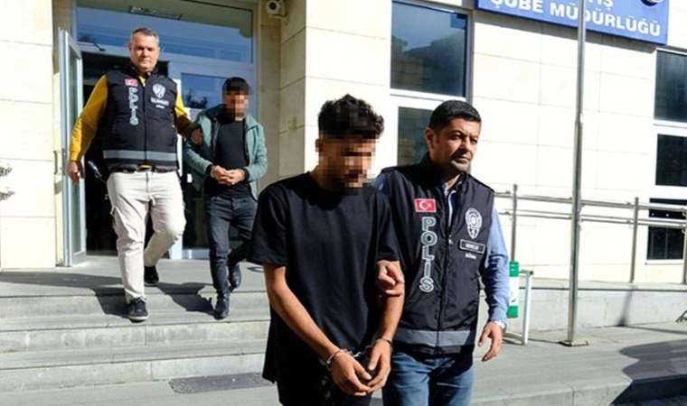 Emekli öğretmen çifti dolandıran 2 şüpheli yakalandı