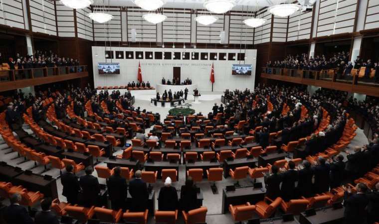 Lübnan tezkeresi Meclis'ten geçti
