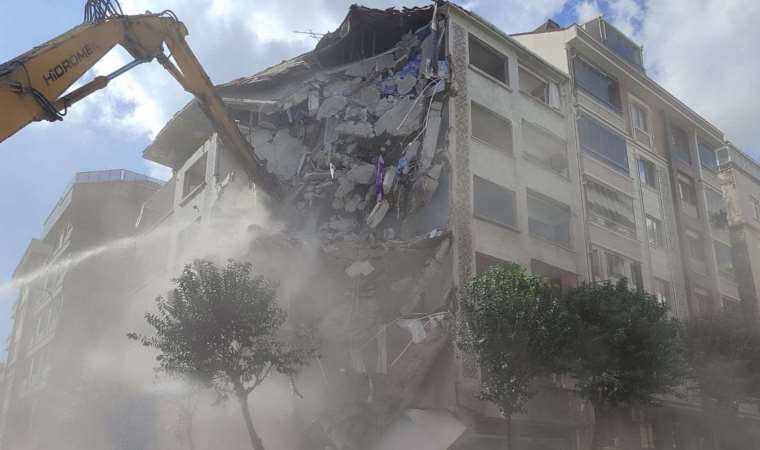 3 kişi ölmüştü... Şirinevler'de doğalgaz patlaması yaşanan bina için yıkım kararı!