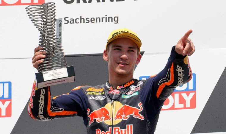 Milli sürücü Deniz Öncü'nün sıradaki durağı Endonezya!