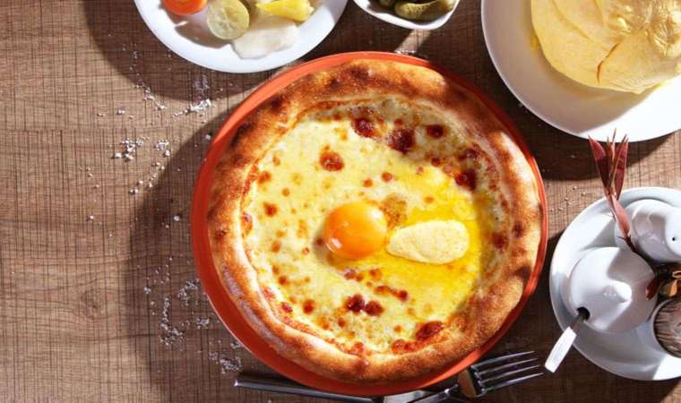 Trabzon yağlı pide (yağlaması) nasıl yapılır?