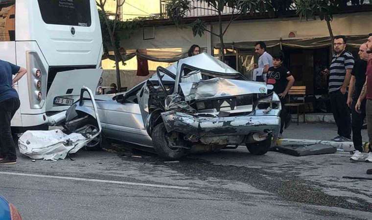 Zincirleme kazada 4 araç birbirine girdi: 1 yaralı