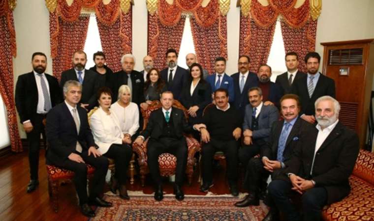 Böyle olur AKP'nin 'festival'leri: Sanatçılara 'Erdoğan' ve 'LGBT' taraması