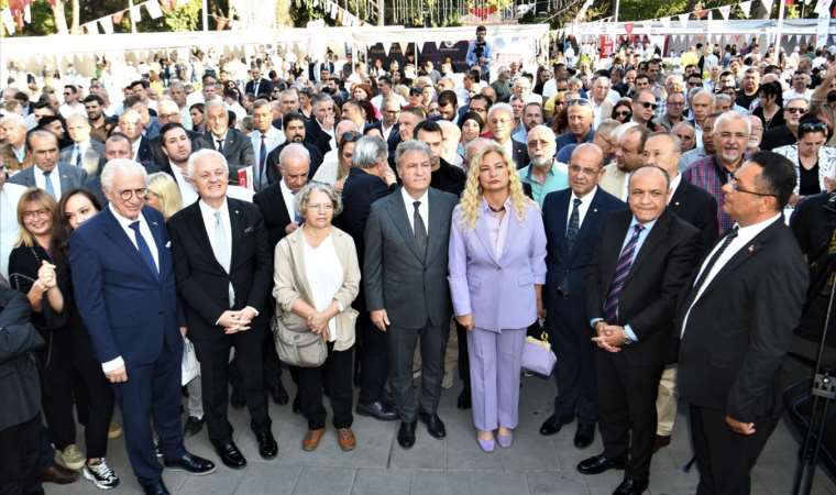 Bornova Belediyesi İstihdam Fuarı açıldı