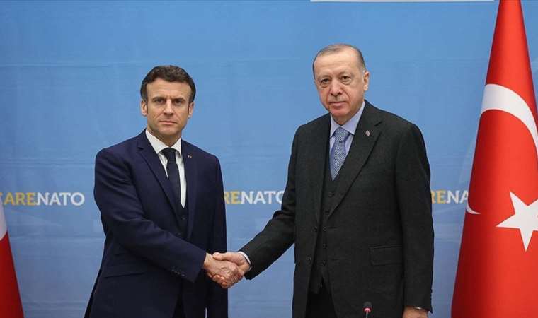 Son dakika... Cumhurbaşkanı Erdoğan, Fransa Cumhurbaşkanı Macron ile görüştü!