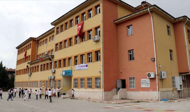 MEB'den yönetmelik değişikliği...