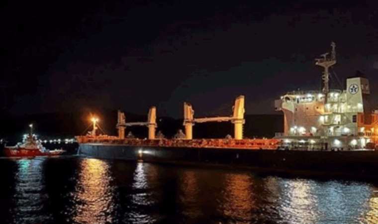 İstanbul Boğazı'nda askıya alınan gemi trafiği güney-kuzey yönlü açıldı