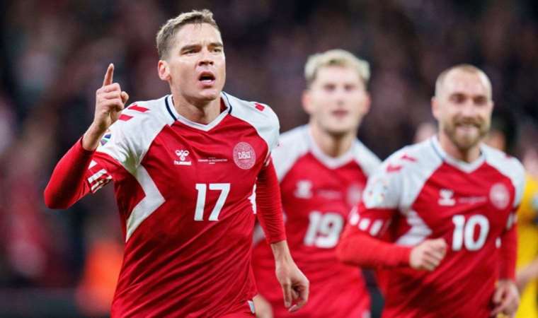 Danimarka, EURO 2024 yolunda Kazakistan'ı rahat geçti!