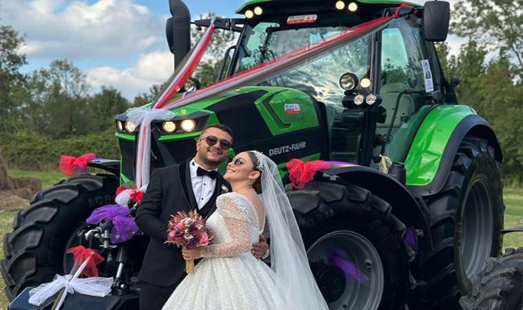 Bir ilginç düğün arabası seçimi: Traktörü süsleyip gelin arabası yaptılar