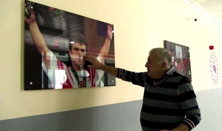 Naim Süleymanoğlu'nu Türkiye'ye kaçırmıştı: 'Cep Herkülü'nün o fotoğraflarını ilk kez gösterdi!