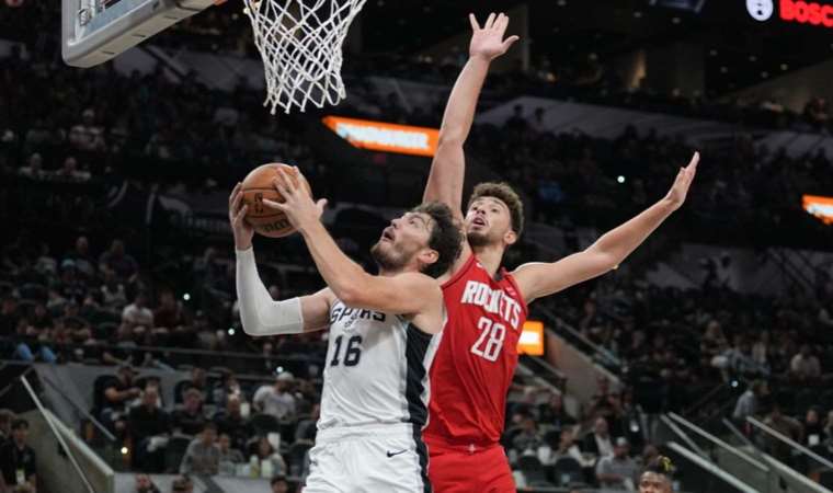 Milli yıldızlar Alperen Şengün ile Cedi Osman ABD'de karşı karşıya geldi!