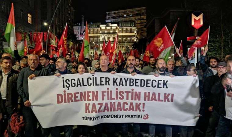 TKP'den Beyoğlu'nda Filistin'e destek eylemi: 'Katil İsrail, katil ABD!'
