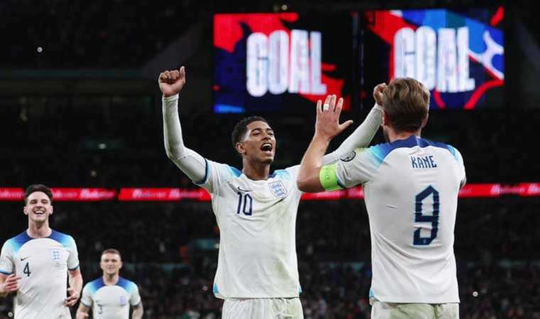 İngilizler Wembley'de Almanya biletini kaptılar
