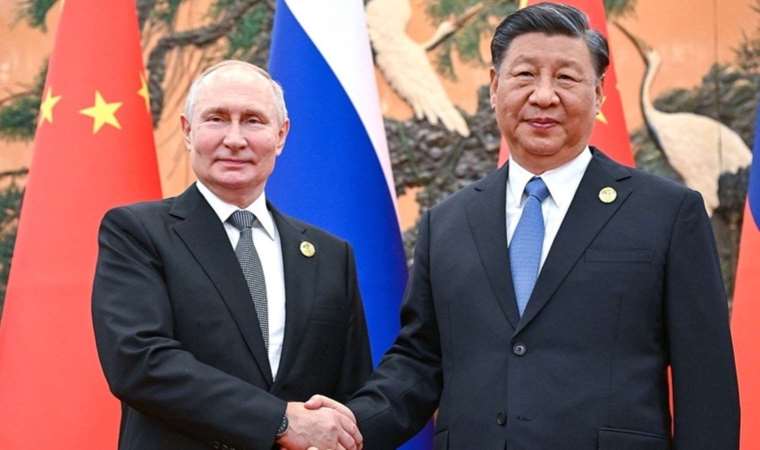 Putin, Çin Devlet Başkanı Şi ile görüştü