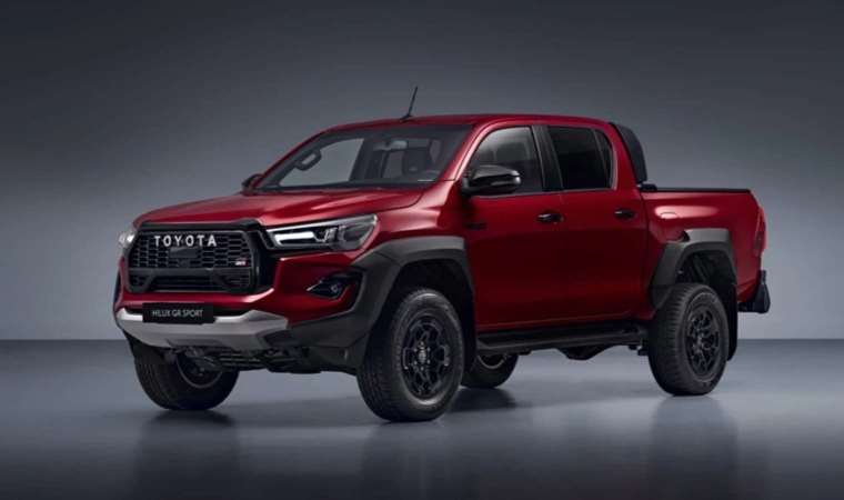 Toyota 'şimdiye kadarki en iyi' sözüyle duyurdu: Hilux GR Sport II...