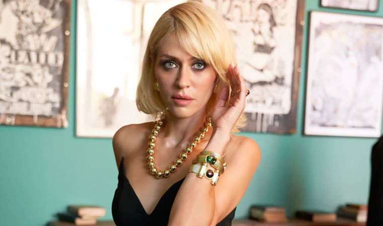 Hazal Türesan Cumhuriyet'e konuştu: 'Güzellik mutlulukla ilgili'