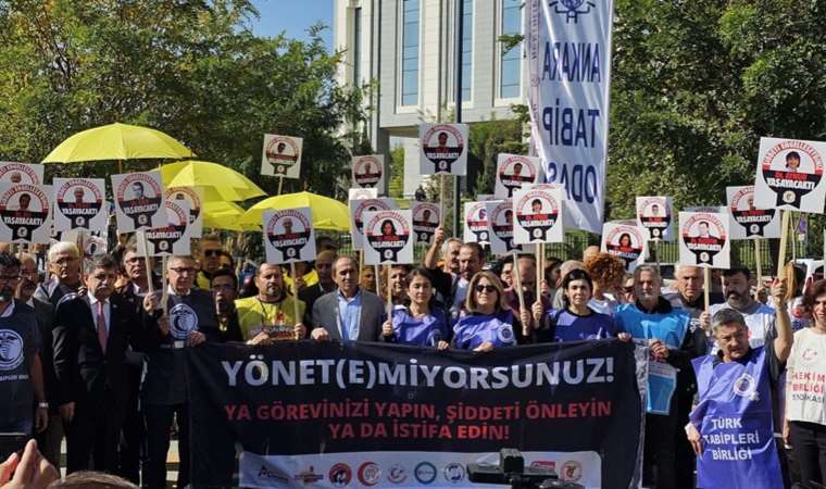 Sağlık emekçilerinden ‘sağlıkta şiddet’ protestosu