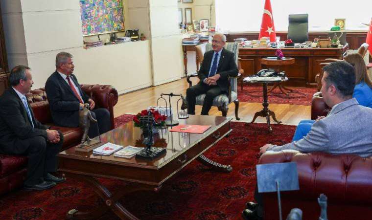 Kılıçdaroğlu, CHP Burdur İl Başkanlığı heyeti ile bir araya geldi!