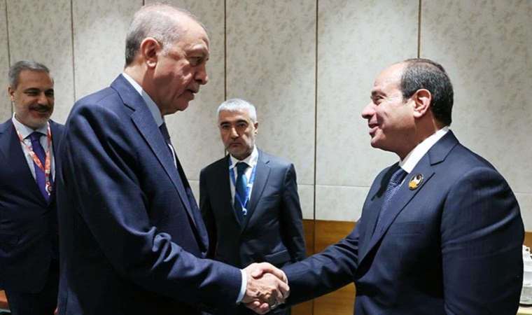 Son dakika... Erdoğan, Sisi ile görüştü
