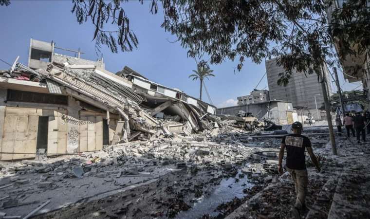 7 Ekim'den bu yana Gazze'de 5 bin 500 bina yıkıldı