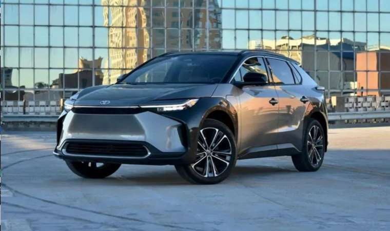Toyota'dan Tesla standardına şartlı onay: 'Belirli modellerde...'